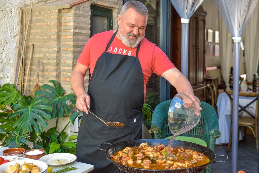 Casa Arizo – Experiencias, Paella Valenciana (www-casaarizo.com)